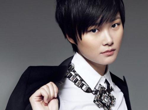 娱乐吃瓜李宇春微博,娱乐热点再升级